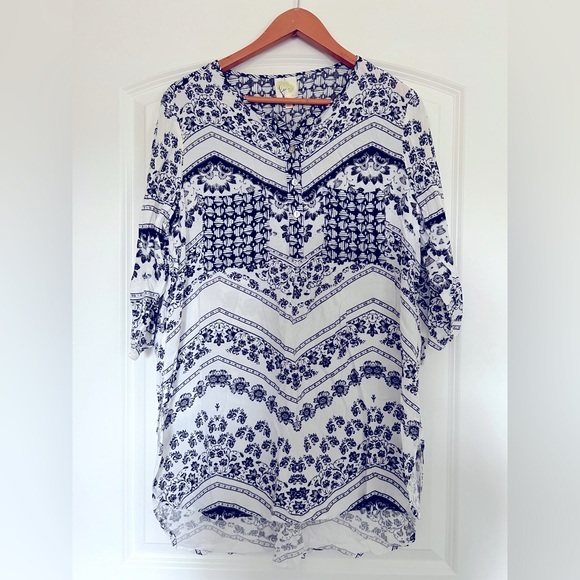 Anthropologie | Fig & Flower White and Black Floral Tunic | Size XL - Picture 1 of 8
